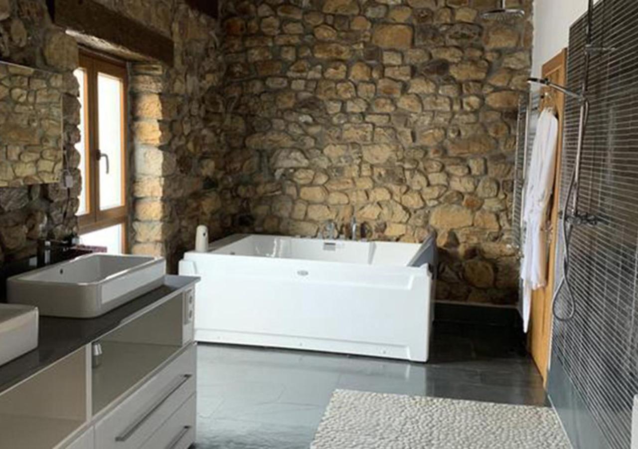 Cantabria Collection - Excepcional Chalet Cerca De Cabarceno Pámanes Exterior photo